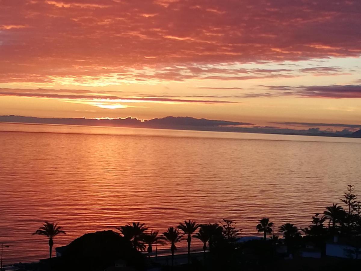 Coqueto Apartamento Con Vista Al Mar Castillo Bajo エクステリア 写真