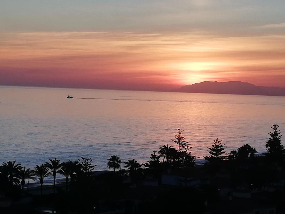 Coqueto Apartamento Con Vista Al Mar Castillo Bajo エクステリア 写真